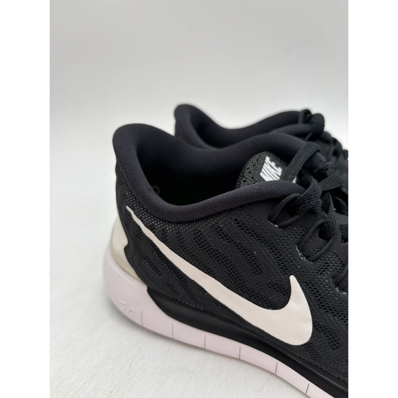 Nike Free 5.0 Women's NEW Running Shoe Black US Size 7 NIB - Picture 3 of 10